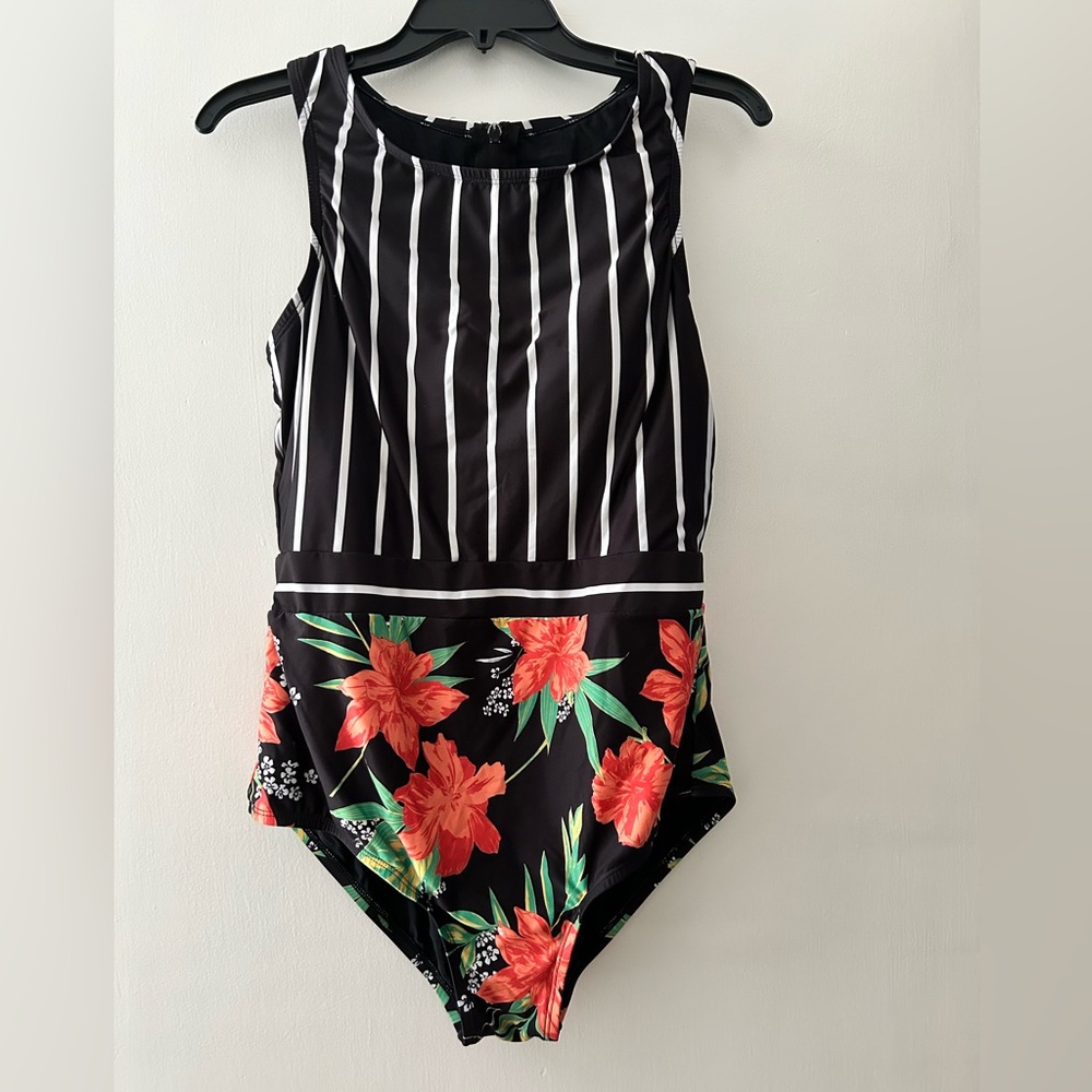 ModCloth one piece bathing suit